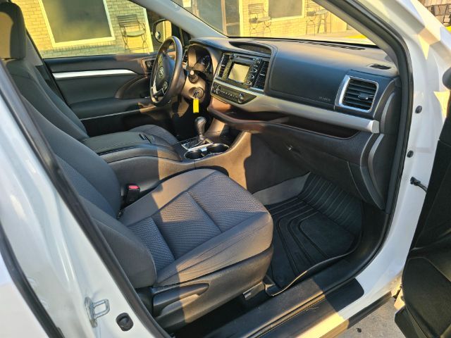 2015 Toyota Highlander LE San Antonio TX
