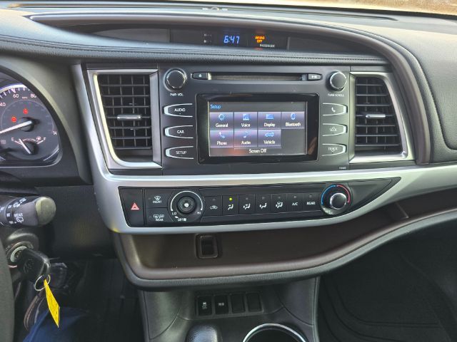 2015 Toyota Highlander LE San Antonio TX