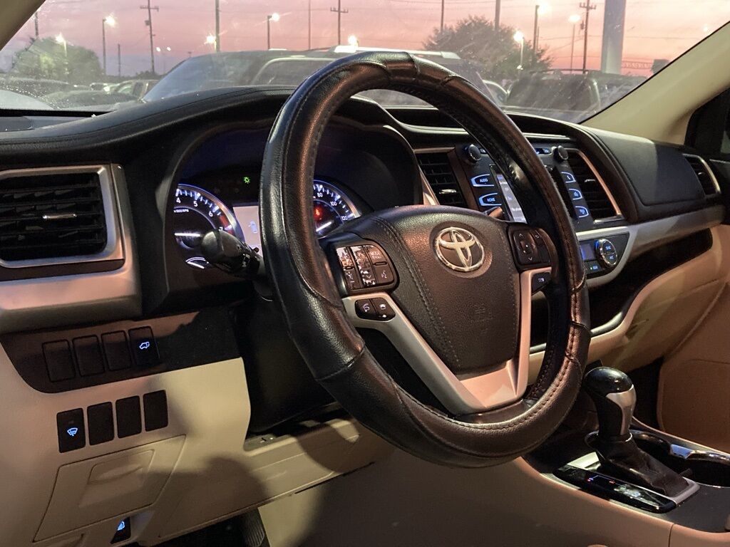 2015 Toyota Highlander LE V6 San Antonio TX