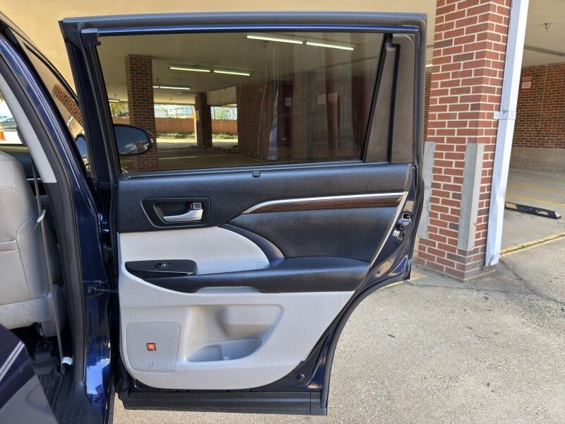 2015 Toyota Highlander Limited AWD Arlington VA