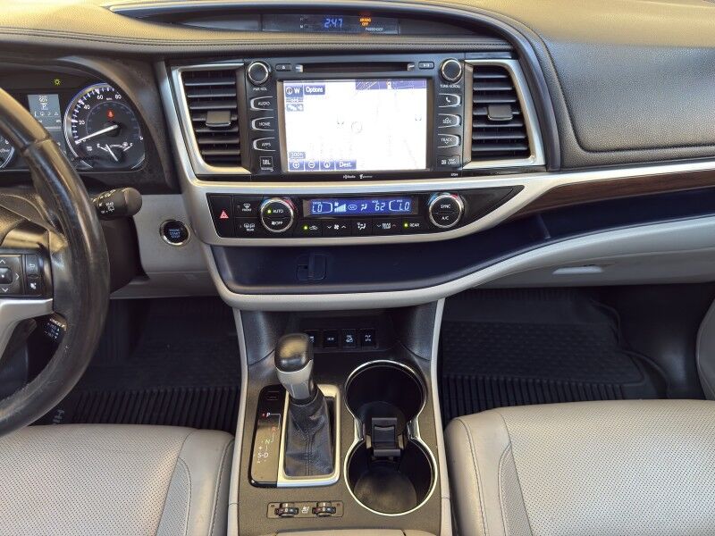 2015 Toyota Highlander Limited AWD Arlington VA
