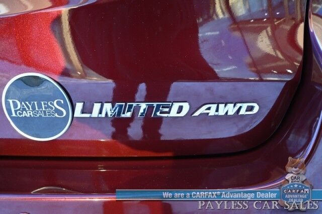 2015 Toyota Highlander Limited Platinum / AWD / Heated & Cooled Leather Seats / Heated Steering Wheel / JBL Speakers / NAV / Panoramic Sunroof / Adaptive Cruise / Lane Departure & Blind Spot / Rear Captain Chairs / 3rd Row / Tow Pkg Anchorage AK