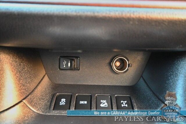 2015 Toyota Highlander Limited Platinum / AWD / Heated & Cooled Leather Seats / Heated Steering Wheel / JBL Speakers / Navigation / Sunroof / Adaptive Cruise / Lane Departure & Blind Spot / Rear Captain Chairs / 3rd Row / Seats 7 / Tow Pkg Anchorage AK