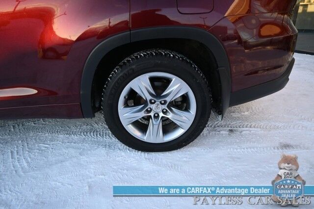 2015 Toyota Highlander Limited Platinum / AWD / Heated & Cooled Leather Seats / Heated Steering Wheel / JBL Speakers / Navigation / Sunroof / Adaptive Cruise / Lane Departure & Blind Spot / Rear Captain Chairs / 3rd Row / Seats 7 / Tow Pkg Anchorage AK