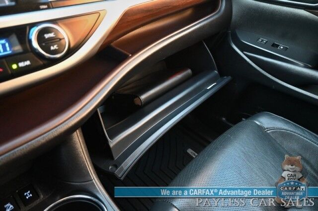 2015 Toyota Highlander Limited Platinum / AWD / Heated & Cooled Leather Seats / Heated Steering Wheel / JBL Speakers / Navigation / Sunroof / Adaptive Cruise / Lane Departure & Blind Spot / Rear Captain Chairs / 3rd Row / Seats 7 / Tow Pkg Anchorage AK