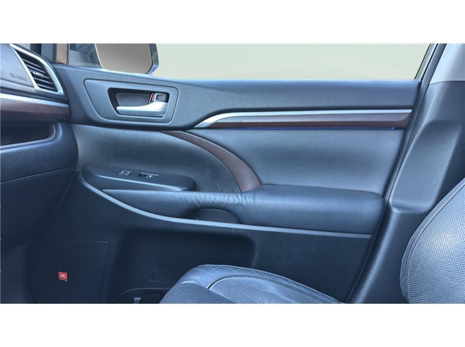 2015 Toyota Highlander Limited Platinum Sport Utility 4D Folsom CA