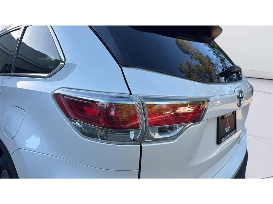 2015 Toyota Highlander Limited Platinum Sport Utility 4D Folsom CA