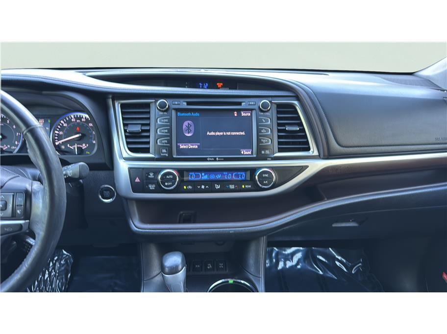 2015 Toyota Highlander Limited Platinum Sport Utility 4D Folsom CA