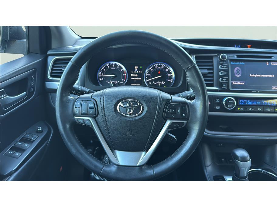 2015 Toyota Highlander Limited Platinum Sport Utility 4D Folsom CA