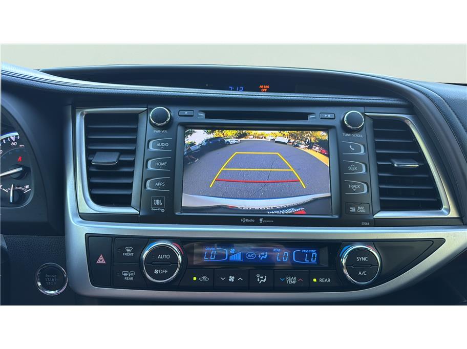 2015 Toyota Highlander Limited Platinum Sport Utility 4D Folsom CA
