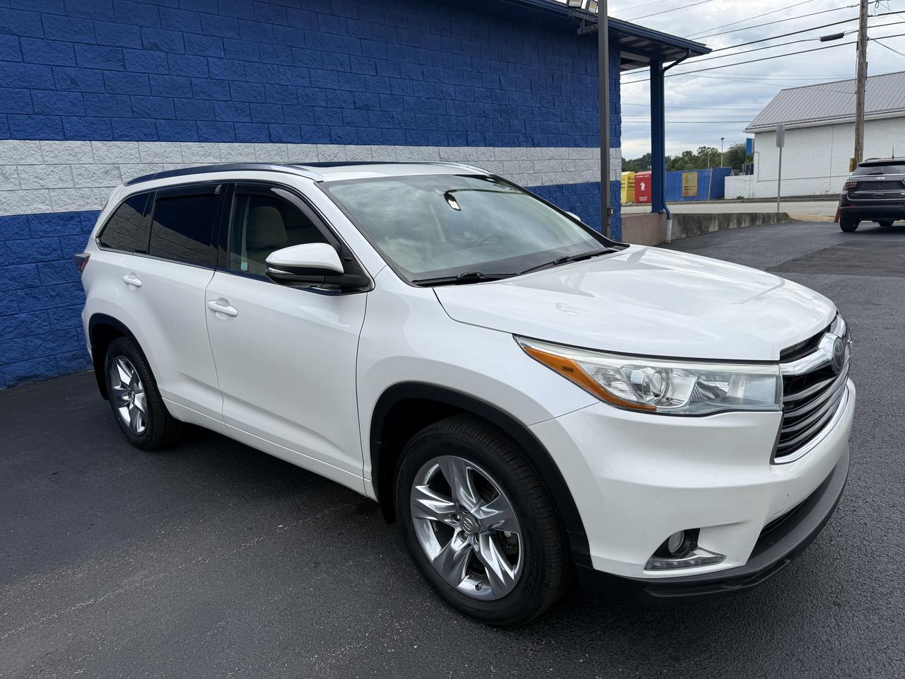 2015 Toyota Highlander Limited Platinum V6