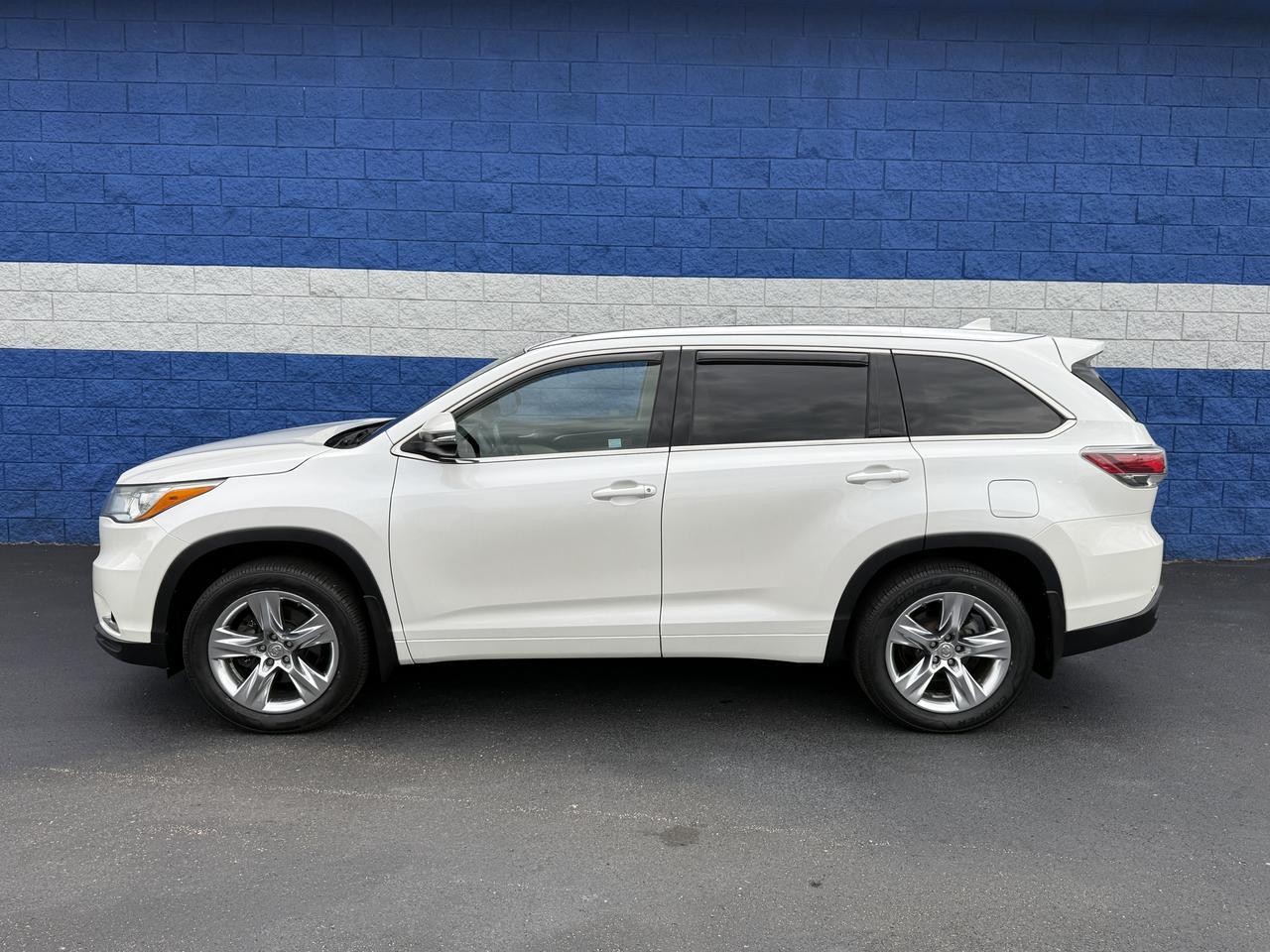 2015 Toyota Highlander Limited Platinum V6 Connellsville PA