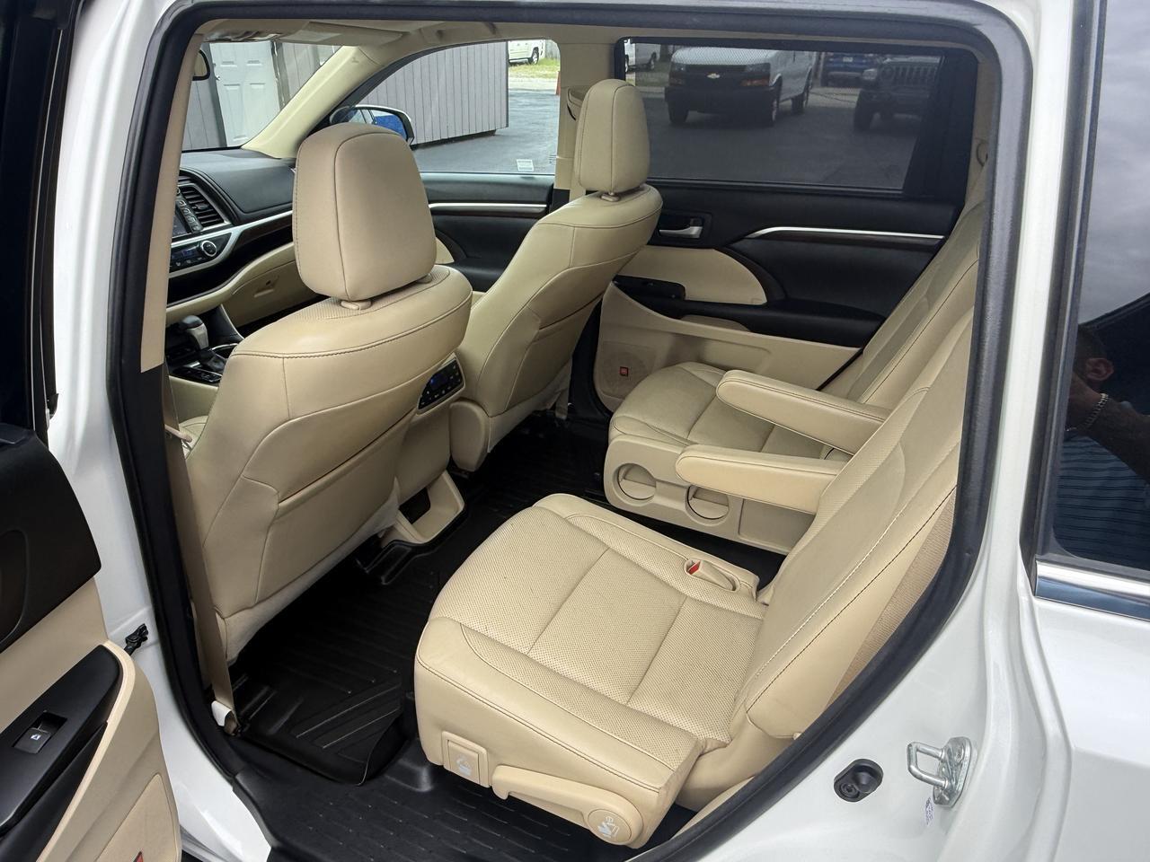 2015 Toyota Highlander Limited Platinum V6 Connellsville PA