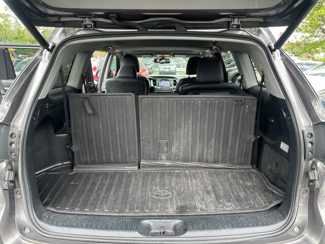 2015 Toyota Highlander Limited Worcester MA