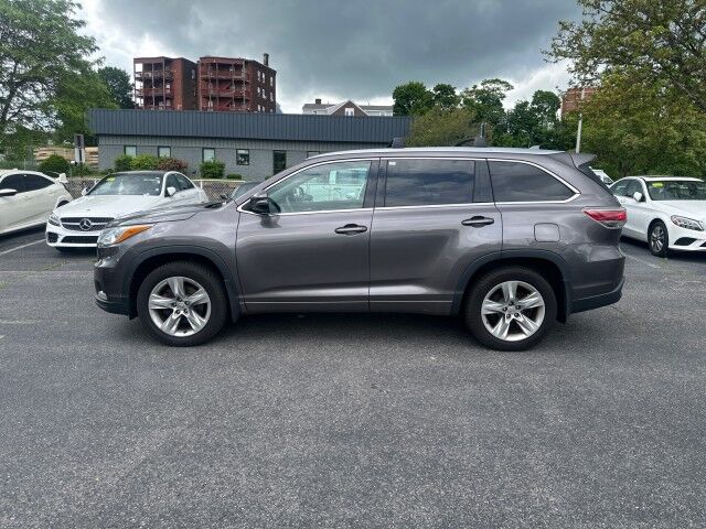2015 Toyota Highlander Limited Worcester MA