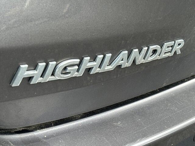2015 Toyota Highlander Limited Worcester MA