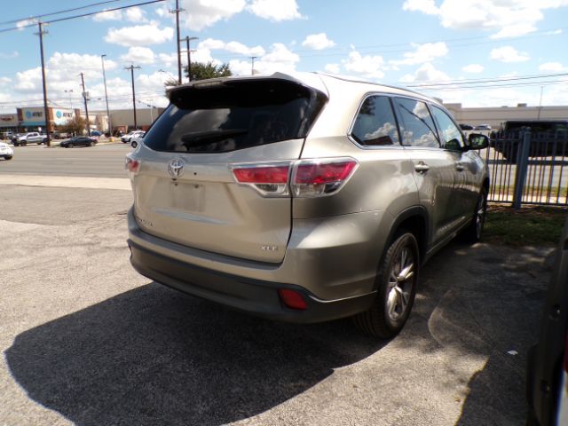 2015 Toyota Highlander XLE FWD V6 San Antonio TX