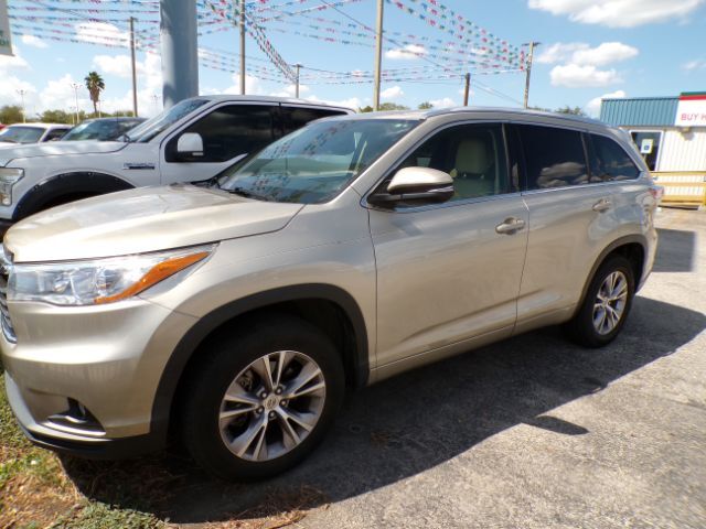 2015 Toyota Highlander XLE FWD V6 San Antonio TX