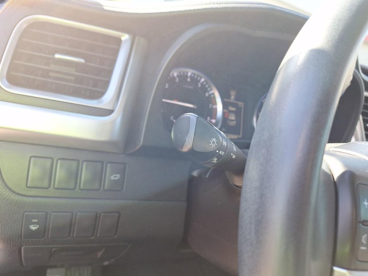 2015 Toyota Highlander XLE Hurst TX