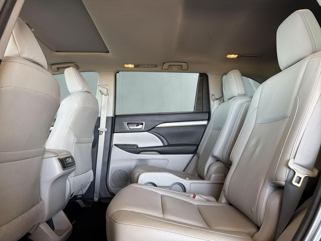 2015 Toyota Highlander XLE San Antonio TX