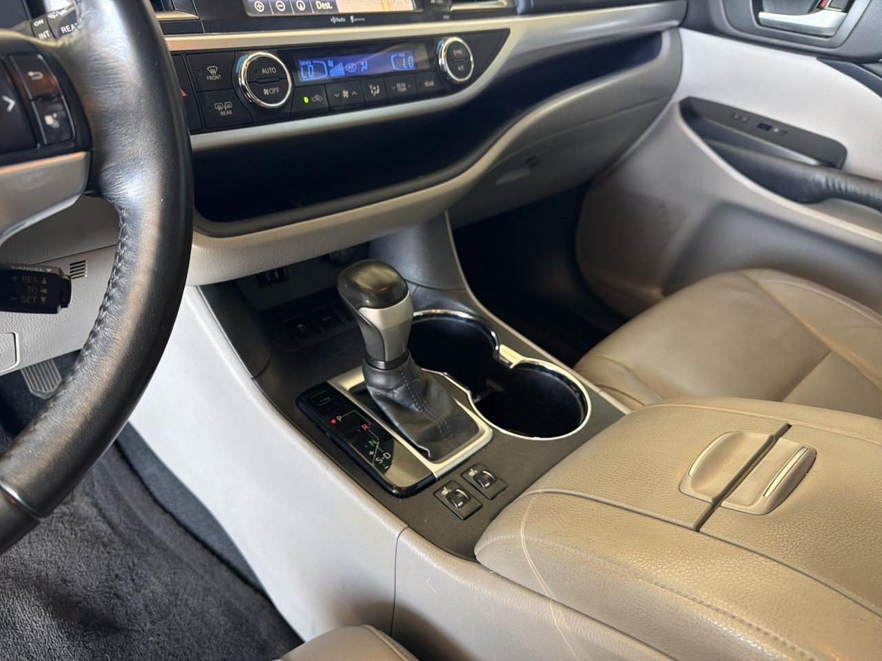 2015 Toyota Highlander XLE San Antonio TX