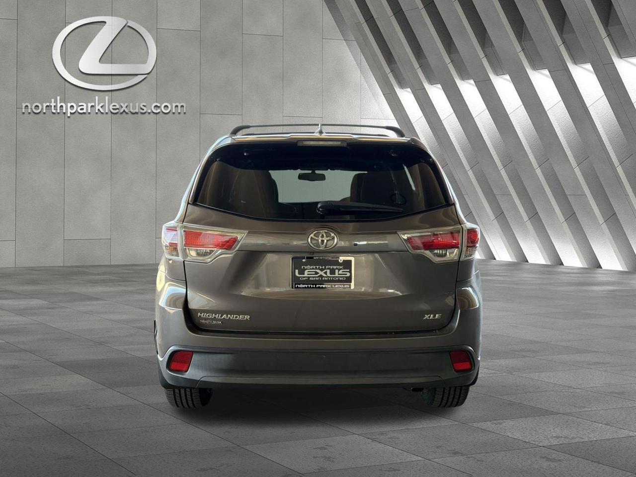 2015 Toyota Highlander XLE San Antonio TX