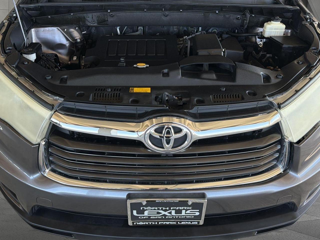 2015 Toyota Highlander XLE San Antonio TX