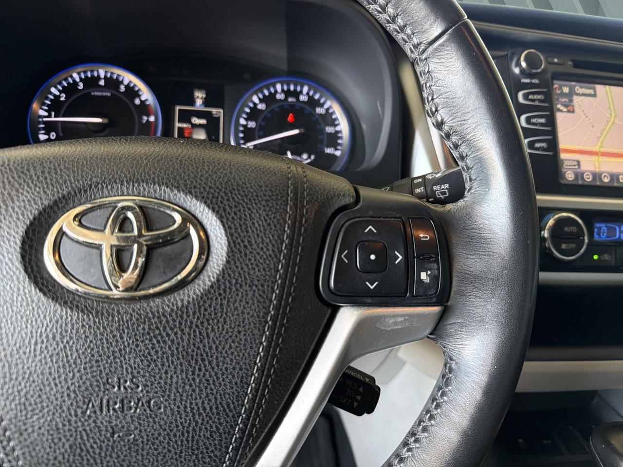 2015 Toyota Highlander XLE San Antonio TX