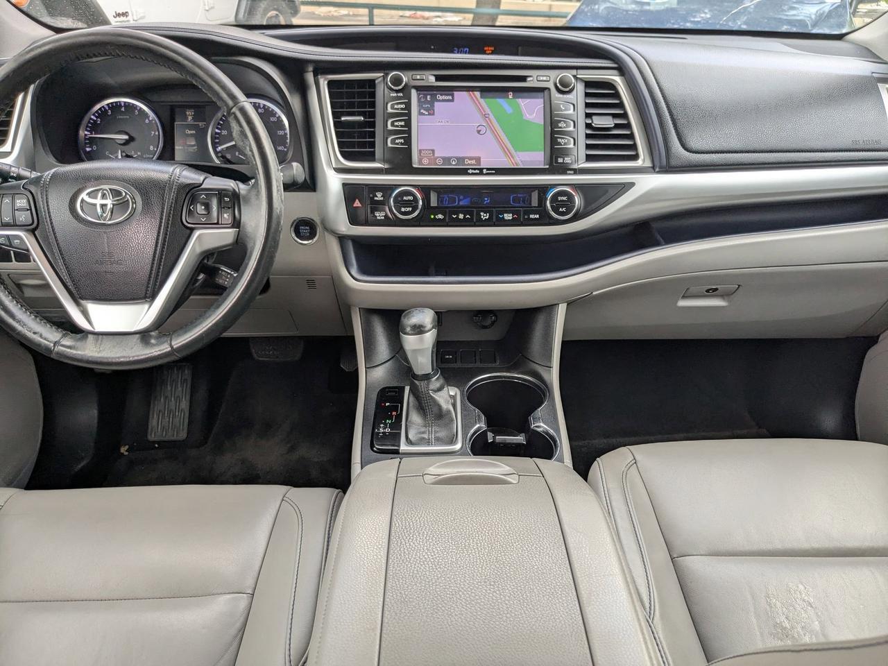 2015 Toyota Highlander XLE San Antonio TX