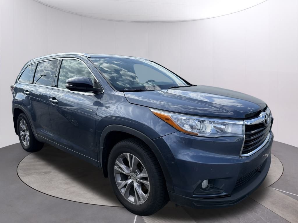 2015 Toyota Highlander XLE V6 Oshkosh WI