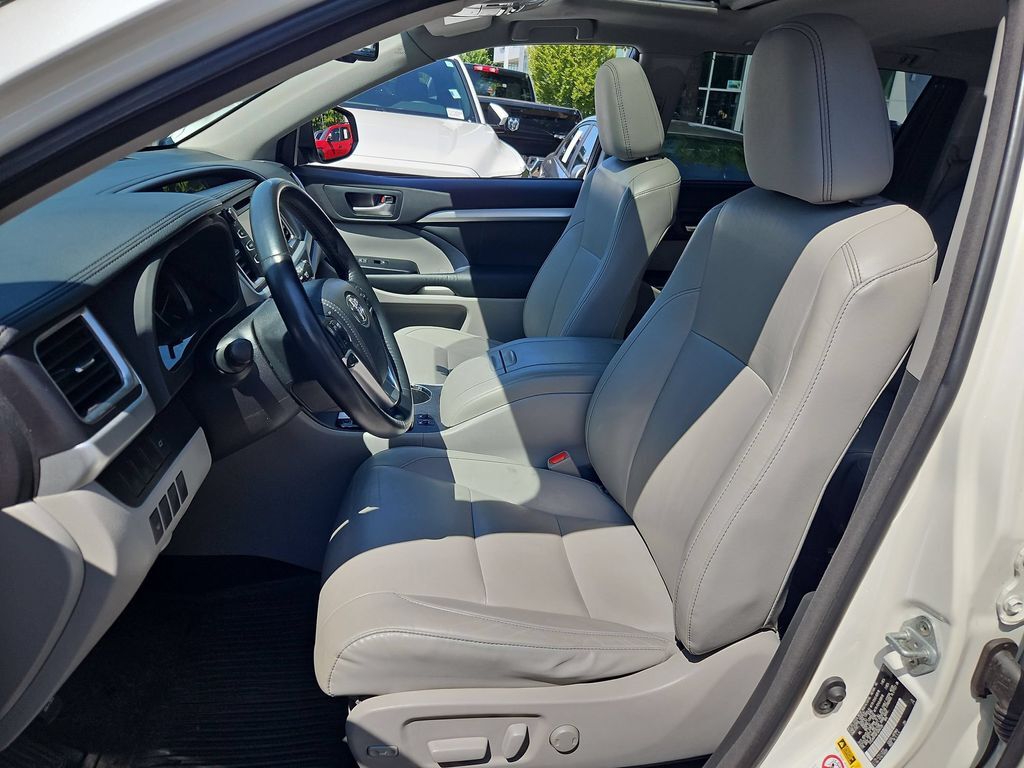 2015 Toyota Highlander XLE V6 Gresham OR
