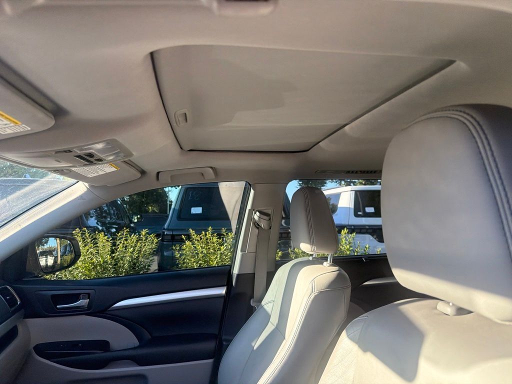 2015 Toyota Highlander XLE V6 Gresham OR