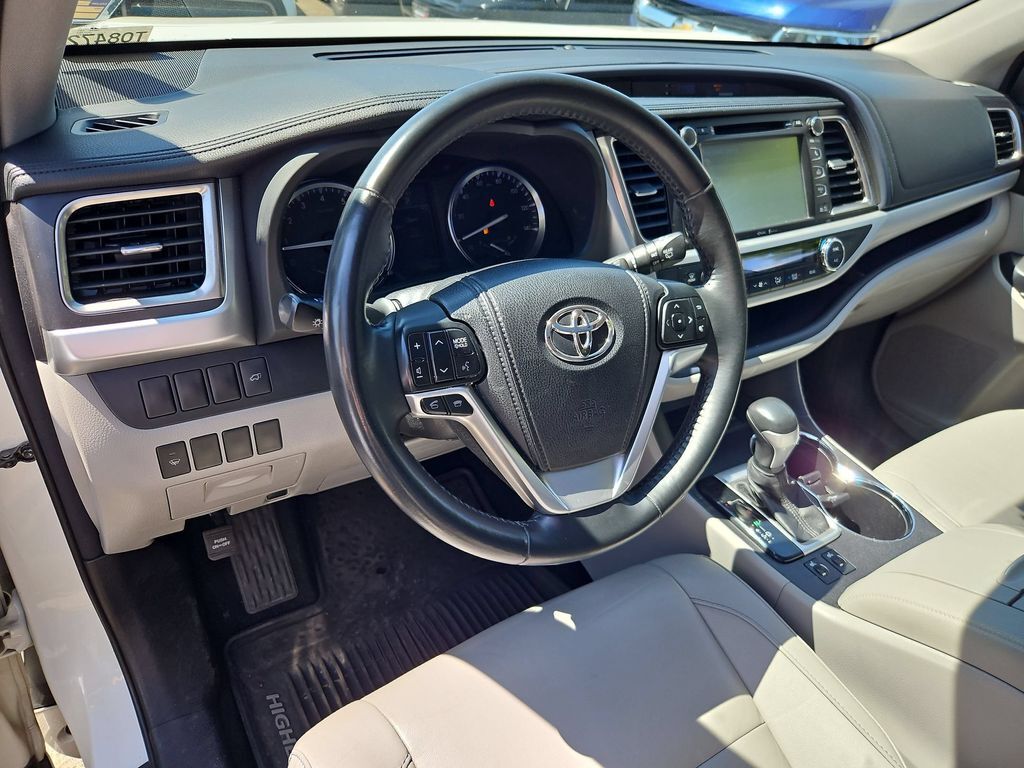 2015 Toyota Highlander XLE V6 Gresham OR