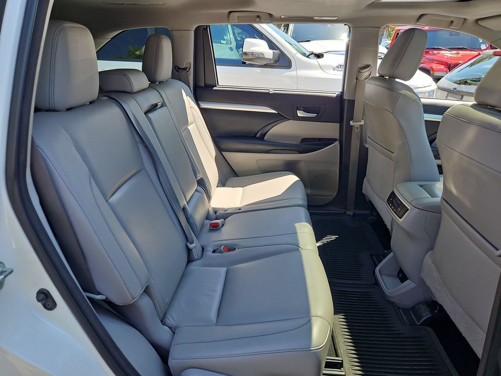 2015 Toyota Highlander XLE V6 Gresham OR