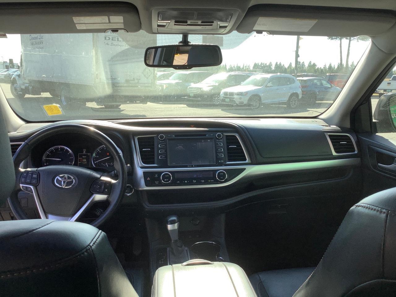 2015 Toyota Highlander XLE V6 Hayden ID