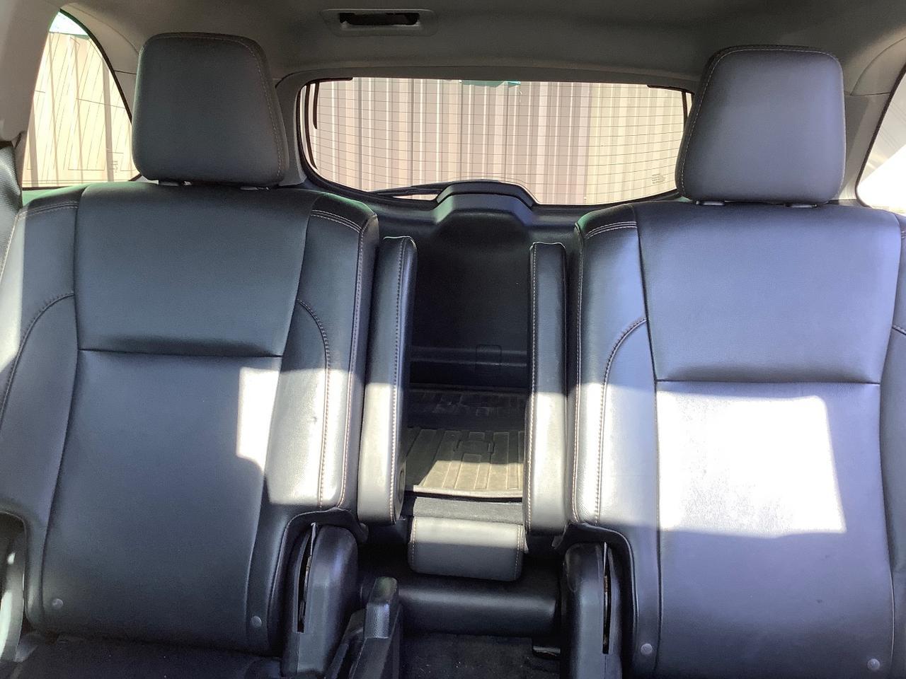 2015 Toyota Highlander XLE V6 Hayden ID