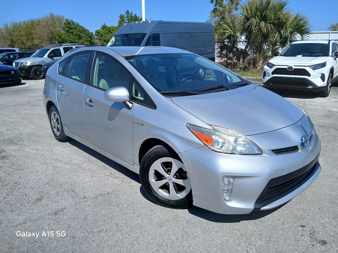 2015 Toyota Prius Four Hatchback 4D