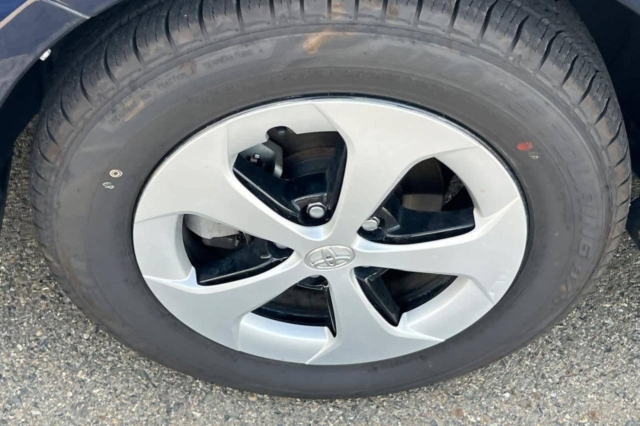 2015 Toyota Prius Four Roseville CA