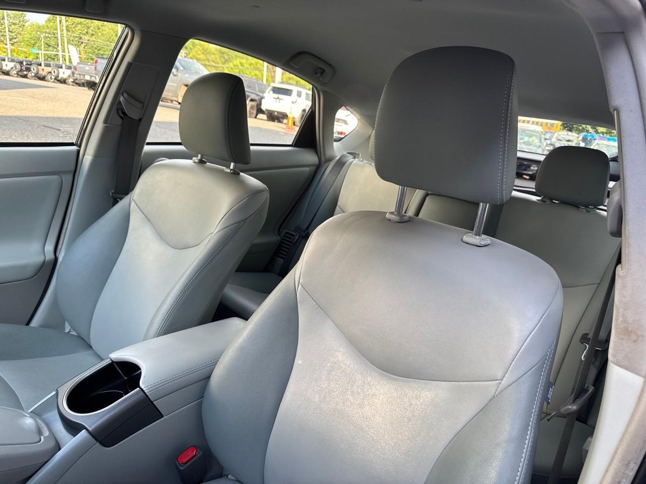 2015 Toyota Prius Four Warrenton VA