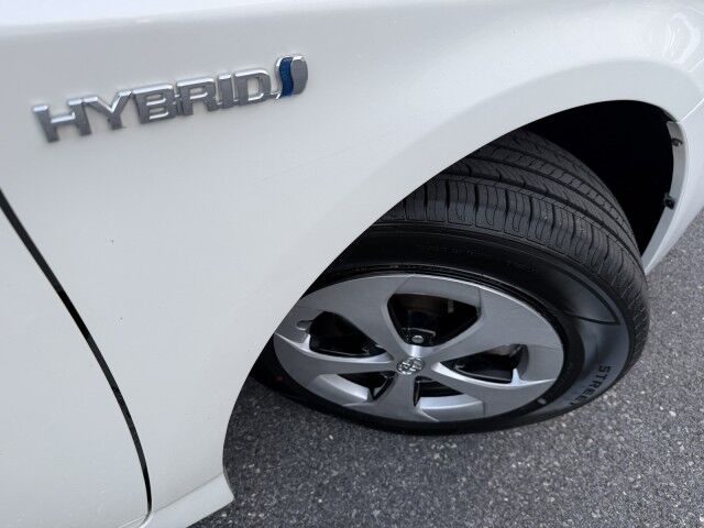 2015 Toyota Prius Three Whitehall PA