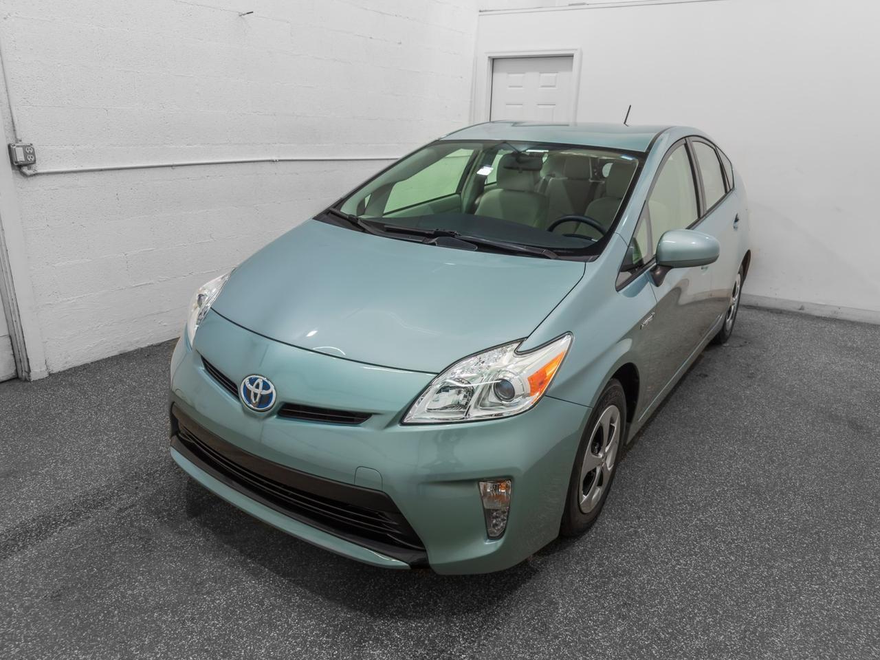 2015 Toyota Prius Two Tallmadge OH