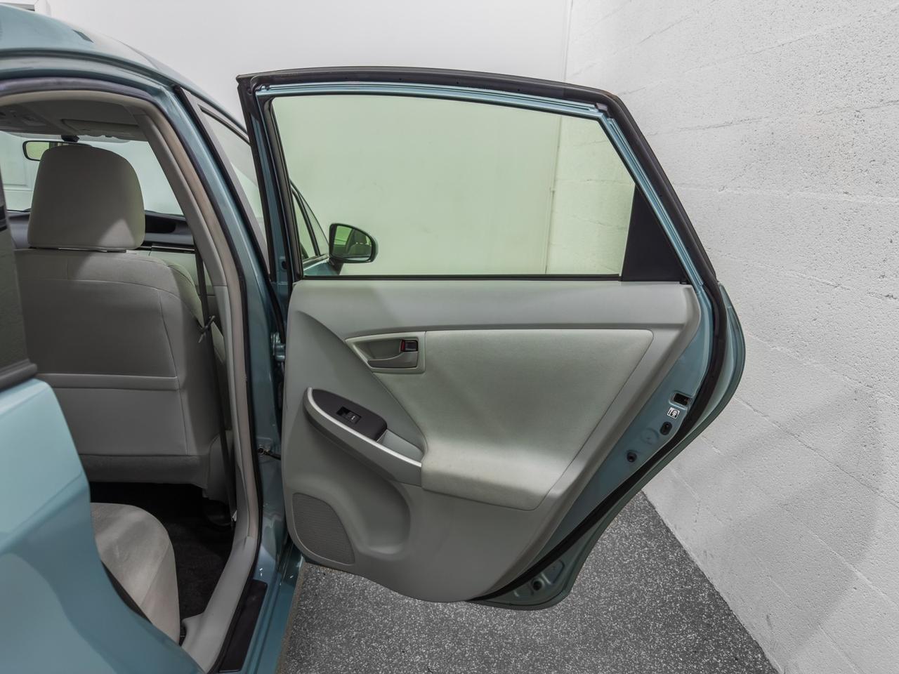 2015 Toyota Prius Two Tallmadge OH