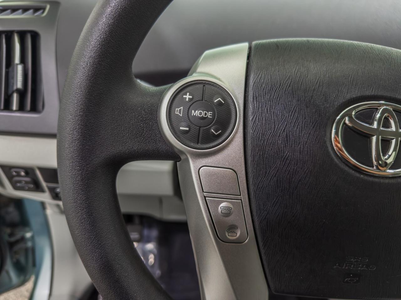2015 Toyota Prius Two Tallmadge OH
