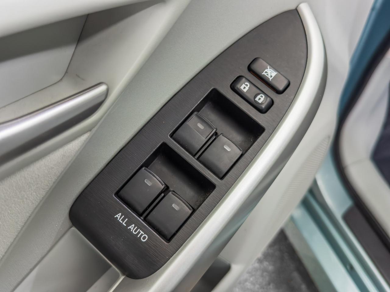 2015 Toyota Prius Two Tallmadge OH