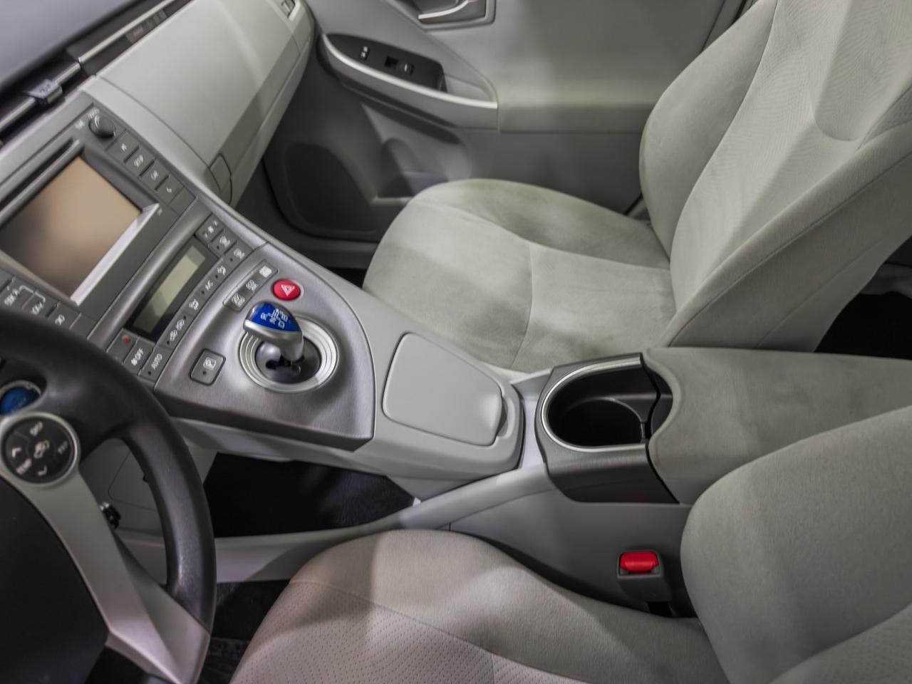 2015 Toyota Prius Two Tallmadge OH