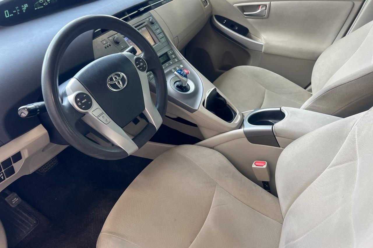 2015 Toyota Prius Two Ontario OR