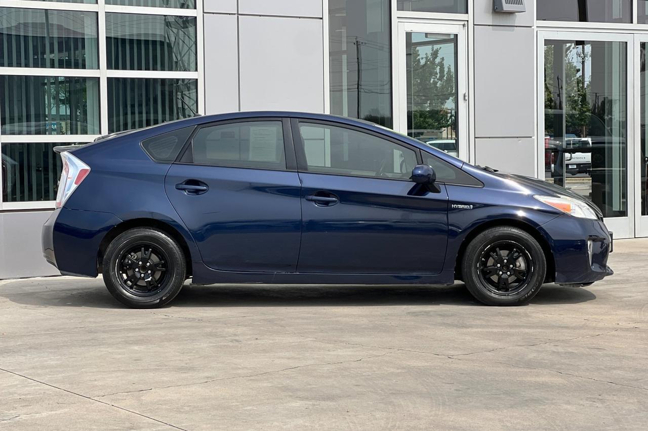 2015 Toyota Prius Two Ontario OR
