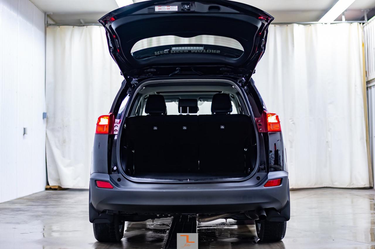 2015 Toyota RAV4 AWD Limited Leather Roof Nav BCam Red Deer AB