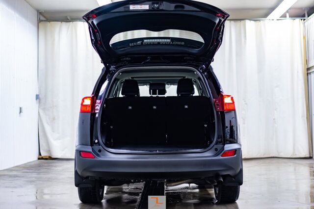 2015 Toyota RAV4 AWD Limited Leather Roof Nav BCam Red Deer AB