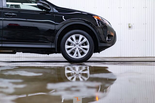 2015 Toyota RAV4 AWD Limited Leather Roof Nav BCam Red Deer AB